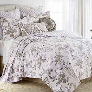 Levtex Home Pisa Reversible Quilt and Shams
